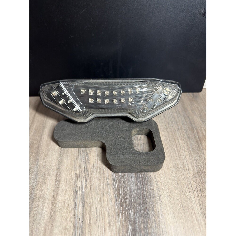2014 - 2017 Yamaha FZ09 MT09 OEM Rear Tail & Brake Light Came Off 2014 FZ09